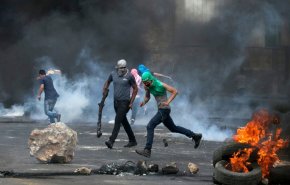 اندلاع مواجهات مع الاحتلال في باب العامود بالقدس المحتلة