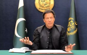 عمران خان يتفادى مؤامرة امريكية لاسقاط حكومته بحنكة عالية