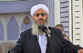 ايران.. امام جمعة أهل السنة في زاهدان يدين جریمة الطعن في مدينة مشهد