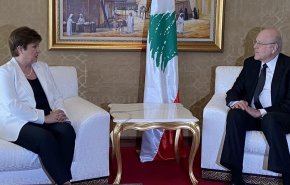 بيانات على القاعدة الثلاثية....!
