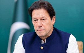 عمران خان: النضال من أجل الحرية يبدأ اليوم ضد 