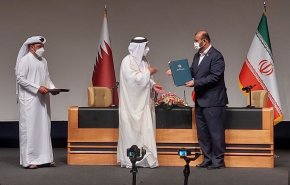 ايران وقطر توقعان وثائق التعاون المشترك حول مونديال قطر 2022