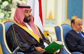 شاهد..صحيفة اميركية تفضح هادي وتنشر سبب تخليه عن منصبه
