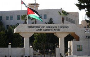 الأردن يستدعي السفير  الإسرائيلي احتجاجا على جرائم الاحتلال فی القدس