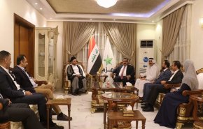 العراق.. الحكيم والسامرائي يبحثان حل الأزمة السياسية القائمة