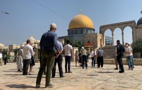 غارات غزة واقتحامات الأقصى ونذر التفجير
