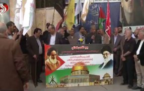 الفصائل الفلسطينية في لبنان تنظم عرضا رمزيا بعنوان
