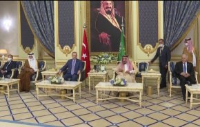 اغلاق ملف خاشقجي ومصافحة قاتله.. تنازلات اردوغان لانعاش اقتصاده!
