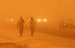 بالصور.. عاصفة ترابية تضرب النجف الاشرف في العراق 