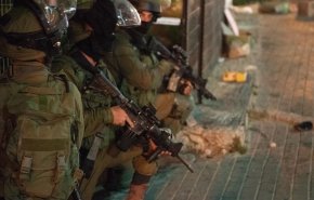 الاحتلال يعتقل والد أحد المشتبه بتنفيذهما عملية 'إلعاد'