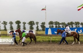 شاهد.. مسابقات ركوب الخيل في کنبدكاووس شمال شرق ايران