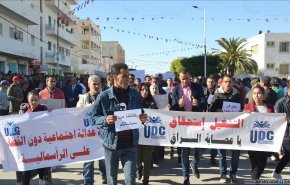تونس..وقفات احتجاجية للعاطلين عن العمل ضد قانون التشغيل
