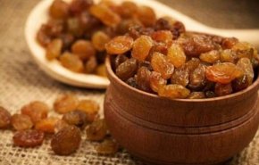 فوائد مدهشة للزبيب المنقوع بالماء