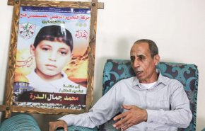 حسابات إماراتية تروج بأن الشهيد محمد الدرة حي!