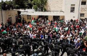 اتحاد الصحفيين العرب يدين الإعتداء على موكب تشييع الشهيدة أبو عاقلة