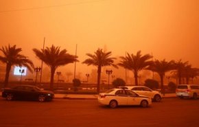 العراق يعلن غدا عطلة رسمية بسبب العاصفة الترابية
