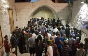 شاهد..شاب فلسطيني ضحية اقتحامات الصهاينة لقبر يوسف