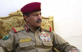وزير الدفاع اليمني يتوعد العدوان بفشل مخطط استغلال الهدنة لترتيب اوضاعه 

