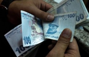الليرة التركية تواصل التراجع بعد تعهد أردوغان بمزيد من خفض الفائدة