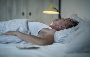 الكوابيس في الستينات من العمر قد تكون تحذيرا عن مرض مزمن!