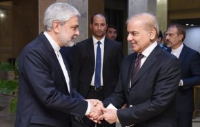 رئيس الوزراء الباكستاني: ندعم برنامج ايران النووي السلمي