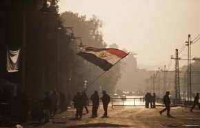 مصر.. ارتفاع الحرارة الشديد يتسبب باشتعال 'غرفة كهرباء' في الجيزة