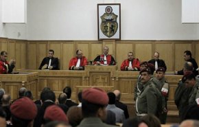 تونس..القضاء العسكري يبدأ محاكمة صحفي بسبب تصريحاته ضد الجيش