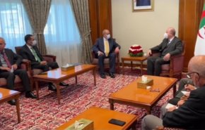 مباحثات بين الاردن والجزائر في مجال النفط والغاز