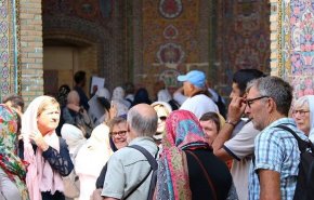 إيرادات السياحة الإيرانية تنمو بنسبة 40% في2021