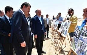 وزير الداخلية التركي يلتقي وجهاء عشائر تل أبيض شمال سوريا