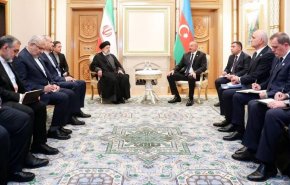 لقاء يجمع رئيسي ونظيره الأذربيجاني في عشق آباد