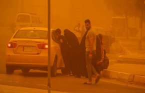 العراق يسجل أكثر من 500 حالة اختناق جراء العاصفة الترابية
