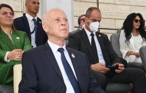 الرئيس التونسي التقى فيصل المقداد ووجه رسالة للرئيس الأسد