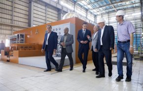 بالفيديو.. الرئيس الأسد يقارن بين 'عبيد' خربوا البلد و'سادة' عمروه
