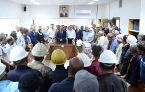 الزامل يكرم العاملين في محطة حلب الحرارية
