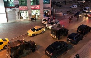 الاحتلال يقتحم أحياء بالضفة ويعتقل 10 شبان والمقاومة تتصدى