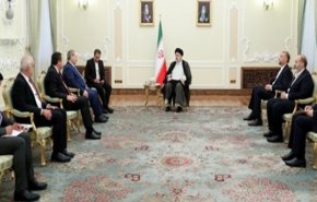 رئيسي: من الضروري أن يسيطر الجيش السوري على كل حدود هذا البلد