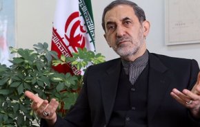 ولايتي للمقداد: ليستمر التعاون بقوة لطرد بقايا الاميركيين من المنطقة