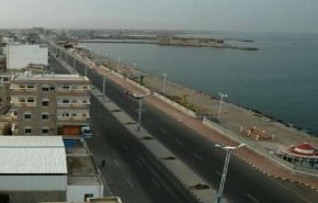 كهرباء الحديدة تدين احتجاز العدوان سفينة المازوت الخاص بقطاع الكهرباء
