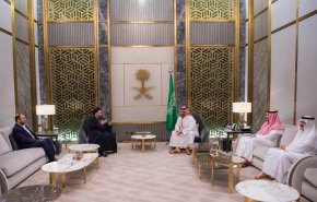 السيد الحكيم يلتقي ولي العهد السعودي في الرياض