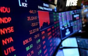 البورصات الأوروبية تخسر واليورو يسجل أدنى مستوى له مقابل الدولار