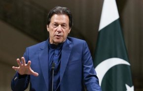 محكمة باكستانية تمنع الشرطة من الوصول إلى عمران خان حتى نهاية الشهر