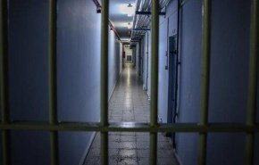 الأسرى في سجون الاحتلال الإسرائيلي يصعدون من خطواتهم النضالية