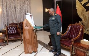 البرهان يتلقى دعوة من الملك سلمان