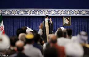 قائد الثورة يستقبل المشاركين في اجتماع المجمع العالمي لأهل البيت (ع)