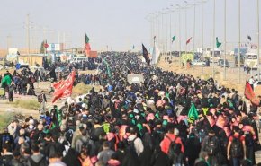 محافظ كربلاء يعلن عدد الزائرين الأجانب الذين وصلوا الى العراق 