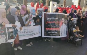 أهالي المعتقلين السياسيين يدعون للمشاركة بوقفة تضامنية في رام الله غدا