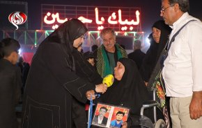 شاهد.. زوار أجانب يروون تجارب جميلة من کرم العراقيين 
