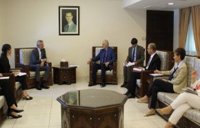 الجعفري وكروسلي يبحثان أعمال برنامج الأغذية العالمي في سوريا