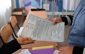 انطلاق عملية التصويت في استفتاء انضمام دونيتسك ولوغانسك وزابوروجيا وخيرسون إلى روسيا
